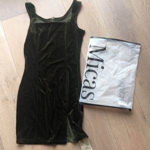 NWT beautiful hunter green velveteen dress